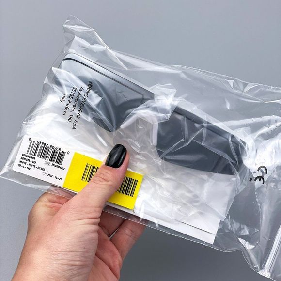 🔥  Balenciaga BB0003S 002 Sunglasses White Silver Grey Mirrored Unisex - Picture 8 of 13